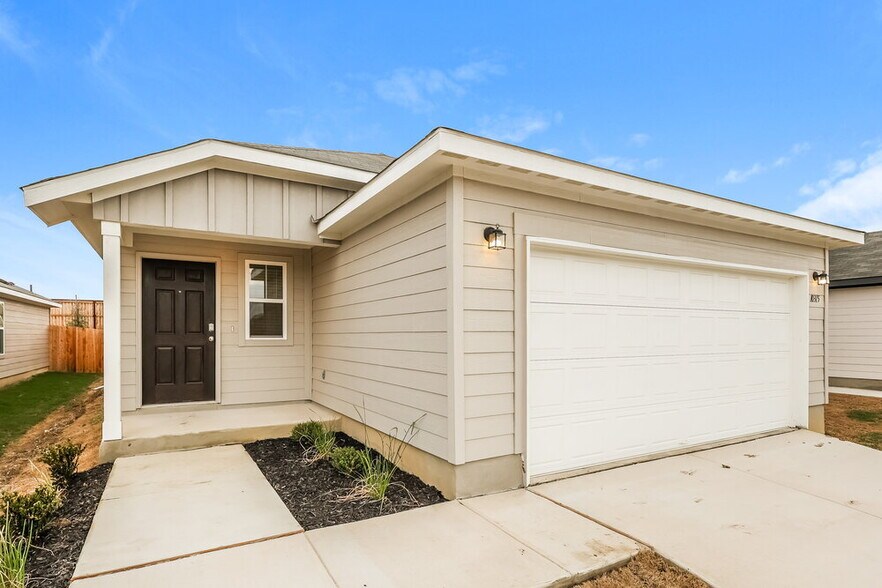 Building Photo - 10315 Monte Carmel Pl