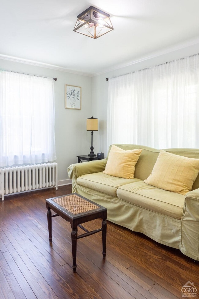 Building Photo - 426 Spook Rock Rd