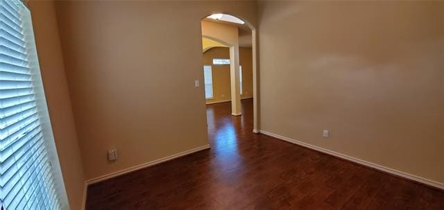 Building Photo - 300 Sunrise Ln