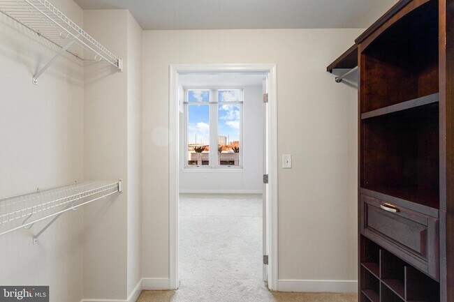 Building Photo - 155 Potomac Passage