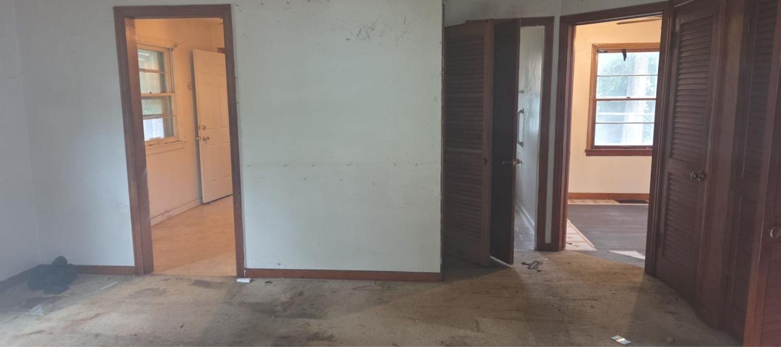 Building Photo - 1034 S Tonti Cir
