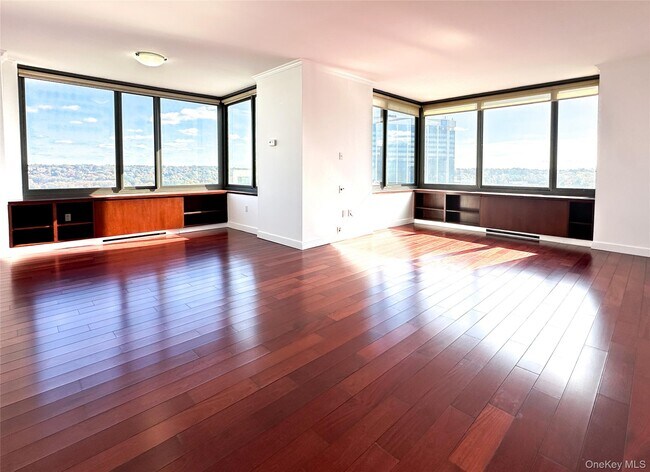 Building Photo - 10 City Pl