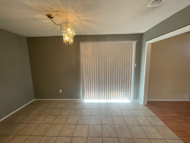 Building Photo - Beautiful Home Located Near Richard Lopez ...