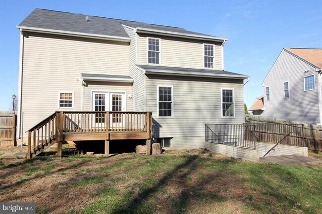 Building Photo - 35382 Gosling Ln
