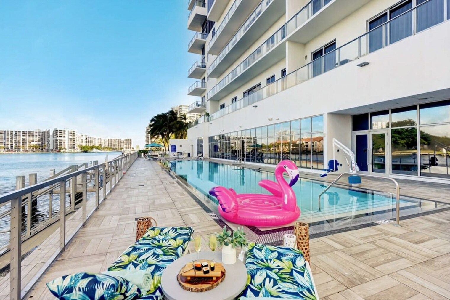 Building Photo - 4112 Jimmy Buffett Mem Hwy
