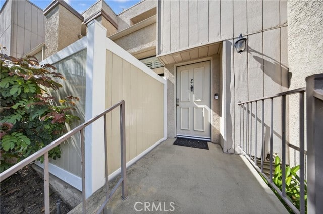 Building Photo - 15235 Magnolia Blvd