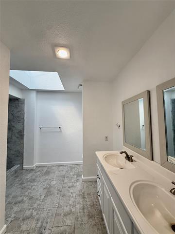 Building Photo - 1506 Hindsdale Dr