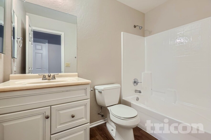 Building Photo - 8754 W Christopher Michael Ln