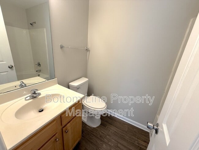 Building Photo - 5211 Windy Valley Dr