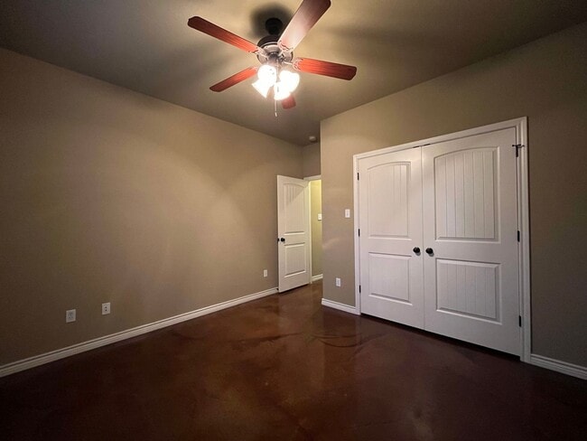 Building Photo - AVAILABLE NOW:  3 bedroom house: Midway ISD:  Move-In Special