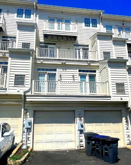 Building Photo - 9534 Walker Way