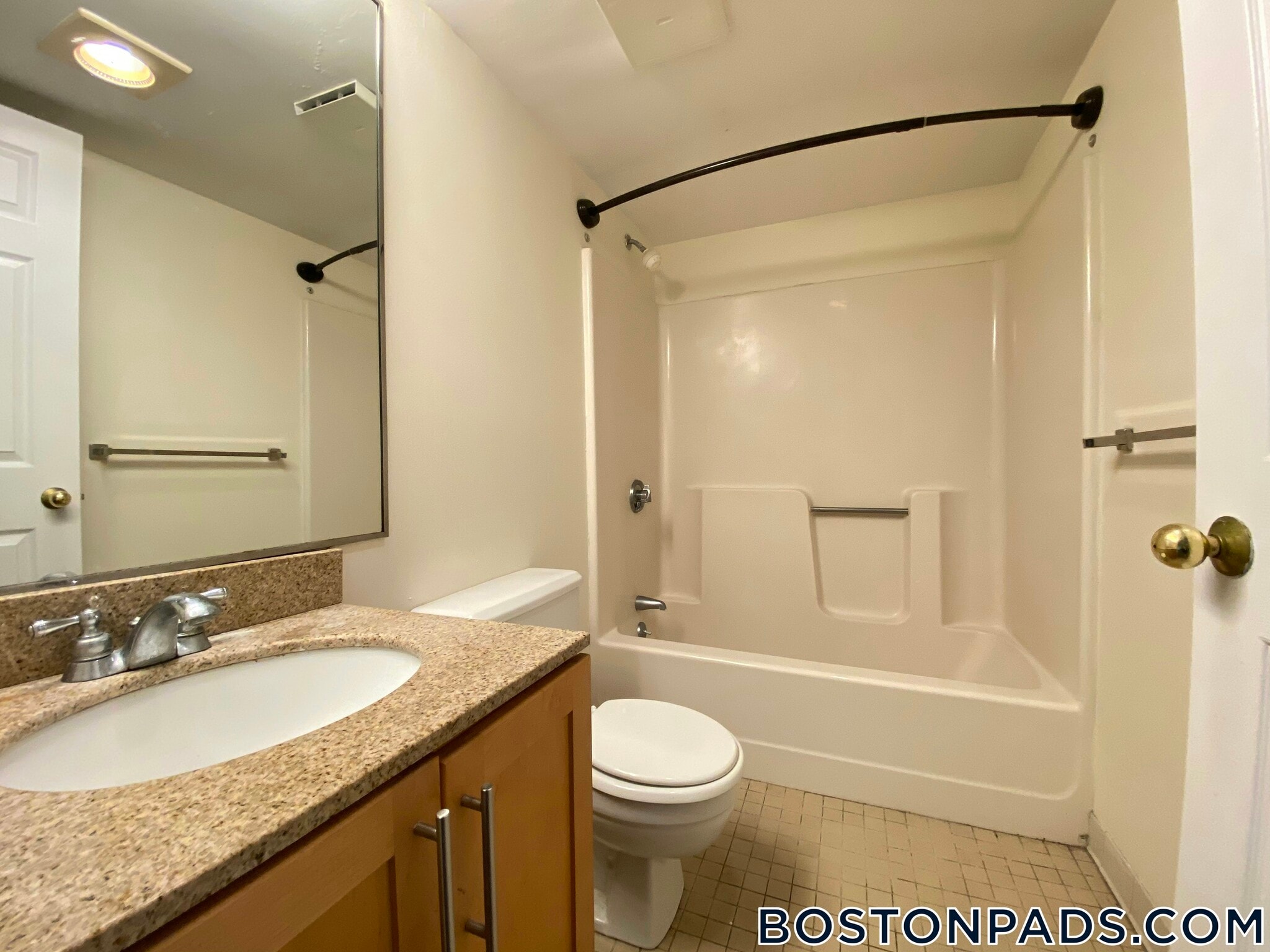 Building Photo - 345 Franklin St