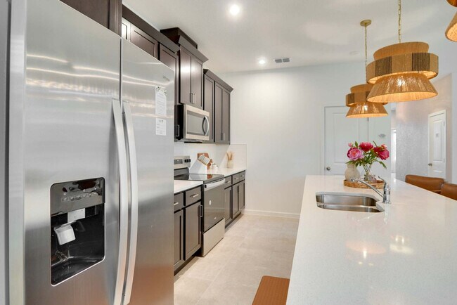 Building Photo - 9194 Seascape Cv