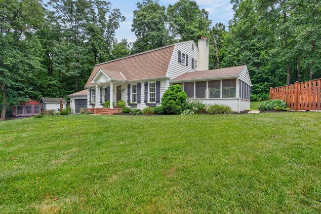 Building Photo - 2337 Laurel Top Cir