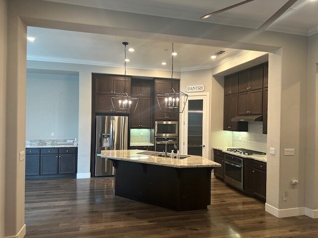 Building Photo - Gorgeous 3 Bedroom 2 Bathroom Manteca Home