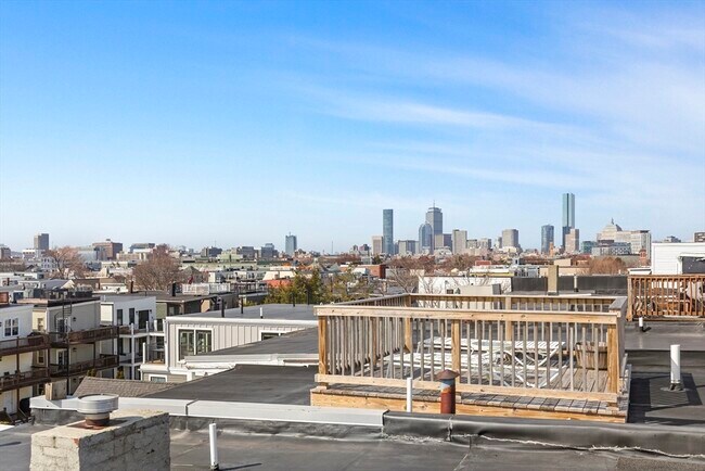 Building Photo - 245 W Fifth St