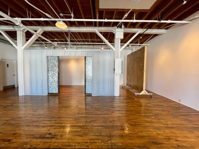 Building Photo - 1800 Central St