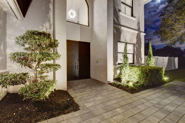 Building Photo - 6298 Sand Hills Cir
