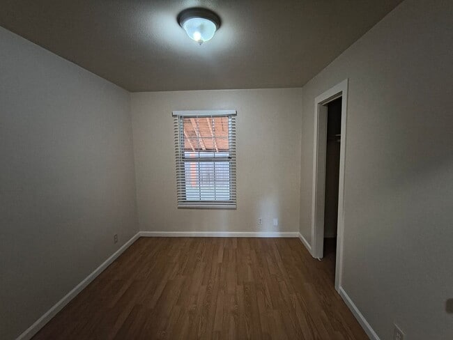 Building Photo - 2Bed/1Bath Single Family Home Located In Private Area Near East 14th St. San Leandro, Ca.
