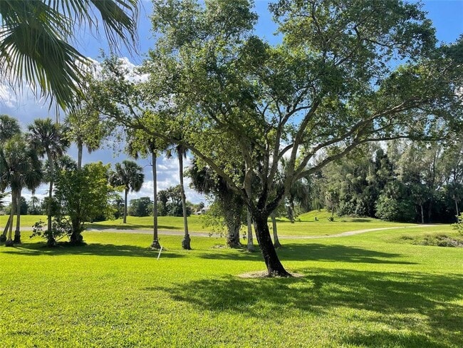 Building Photo - 3350 Pinewalk Dr N