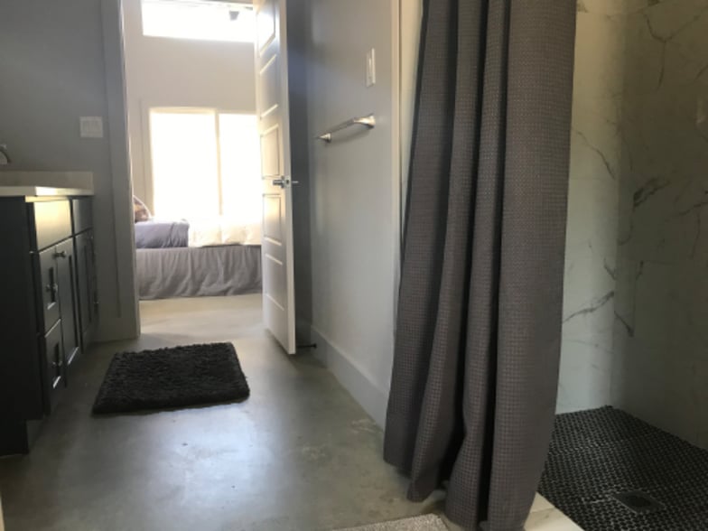 Building Photo - 1251 Canyon Shores