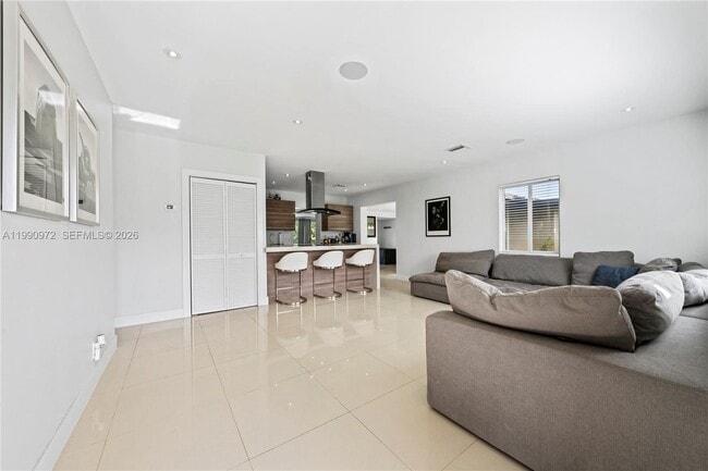 Building Photo - 217 E Acre Dr