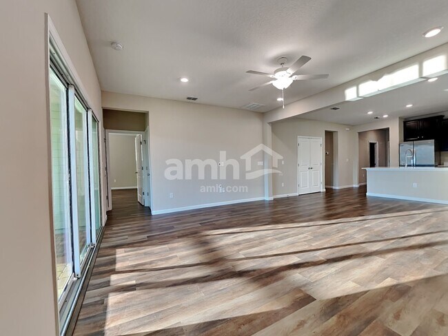 Building Photo - 111 Hemlock Point