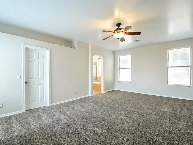 Building Photo - 6617 W Andrea Dr