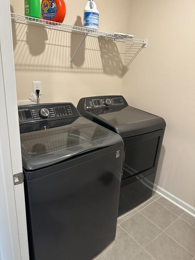 Building Photo - 1632 Laforce Cv