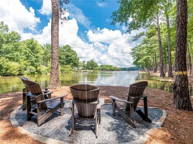 Building Photo - 1060 Tailwater
