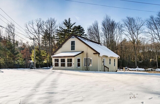 Building Photo - 657 W Swanzey Rd