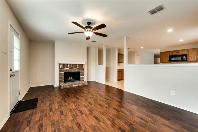 Building Photo - 716 Rainsville Dr