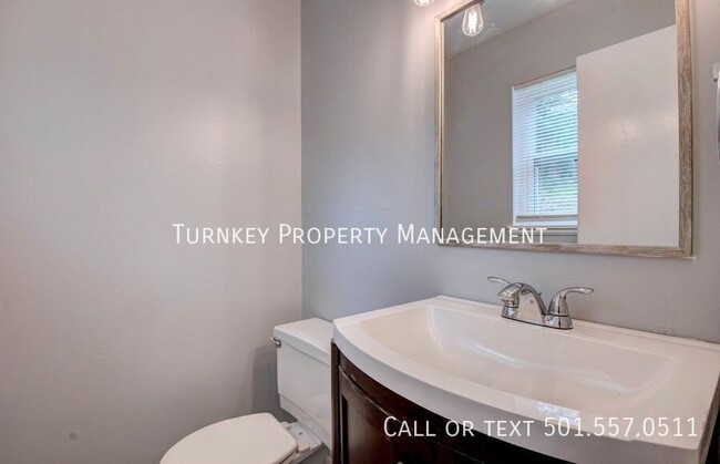 Building Photo - 91 White Oak Ln