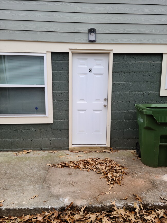 Unit three entrance - 1112 Regent St SW