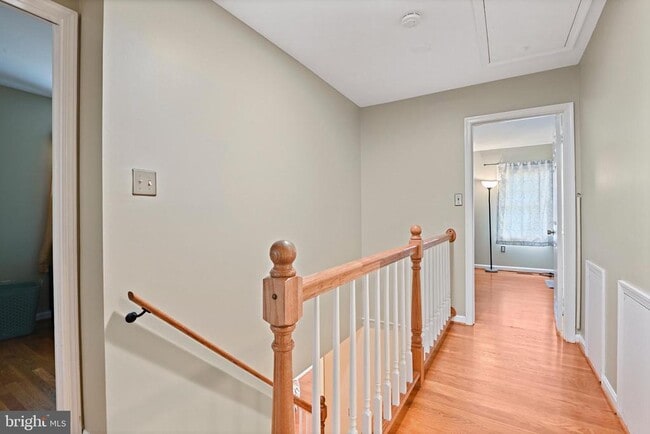 Building Photo - 5267 Leestone Ct