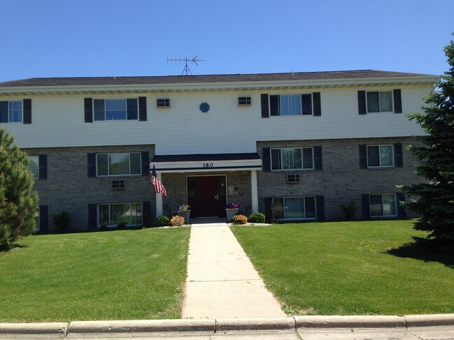 Primary Photo - 180 N Freeman Dr