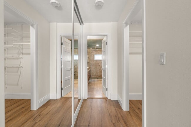 Building Photo - Gorgeous Fully Remodeled Home in The Bluffs Extra Large Patio