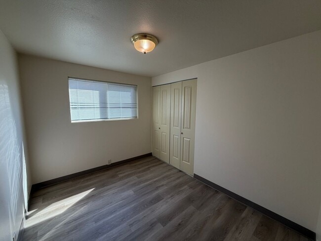 Building Photo - 2506 Jeppesen Acres Rd