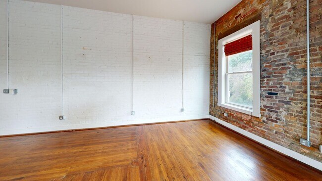 Building Photo - 1250 Broadway