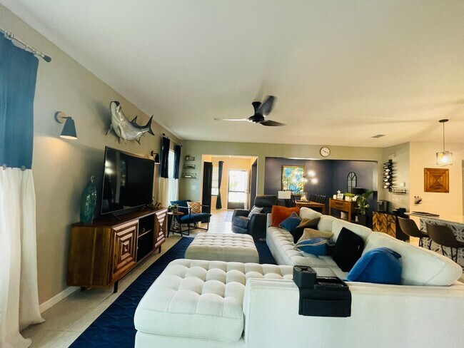 Building Photo - 15321 Mille Fiore Blvd