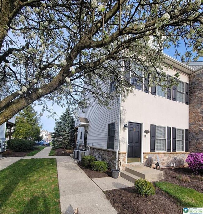 Building Photo - 1783 Chateau Pl