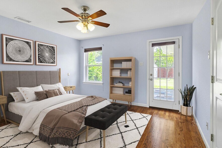 Building Photo - Remarkable Lakewood home steps from Ridgewood Park