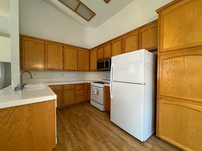 Building Photo - CLEAN AND COZY ONE STORY 3 BED, 2 BATH IN ...