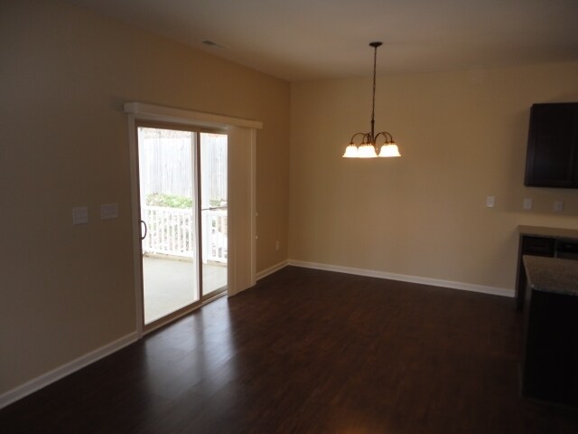 Building Photo - 425 Hardaway Pt