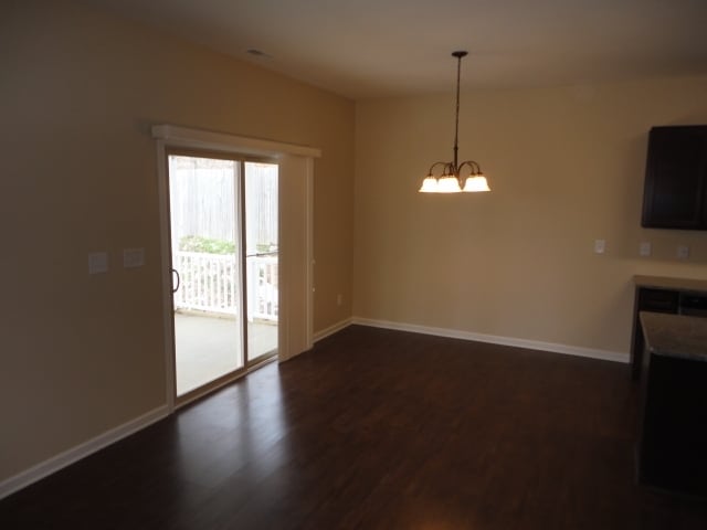 Building Photo - 425 Hardaway Pt