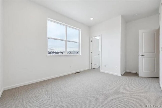 Building Photo - 6814 Merseyside Ln