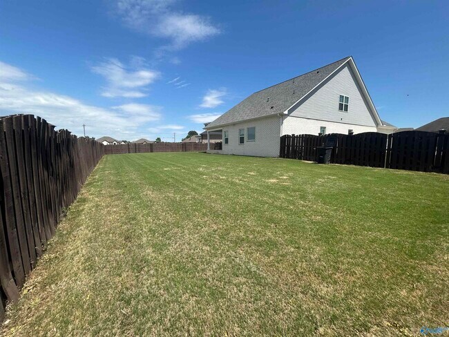 Building Photo - 14889 Imperial Dr