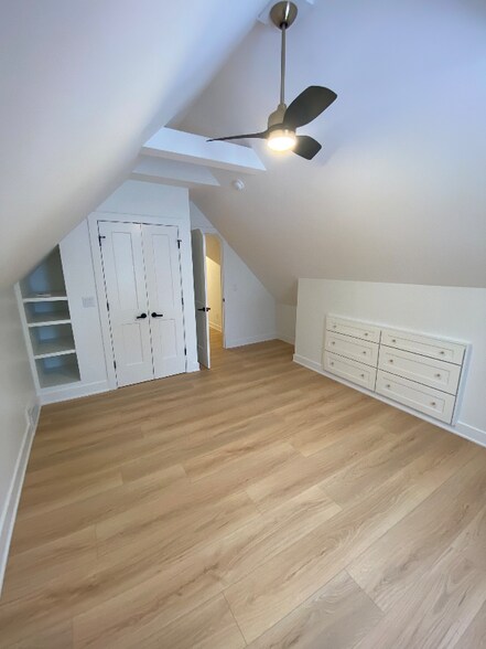 Building Photo - 421 S Union St