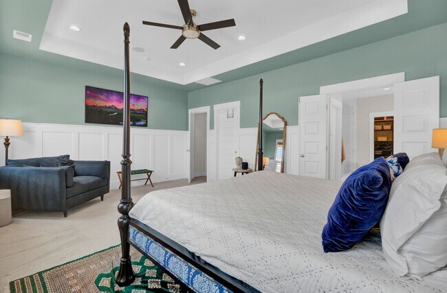 Building Photo - Impressive 4 bedroom home + office with el...
