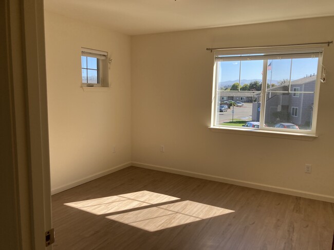 Bedroom from closet - 2042 Smith Ln